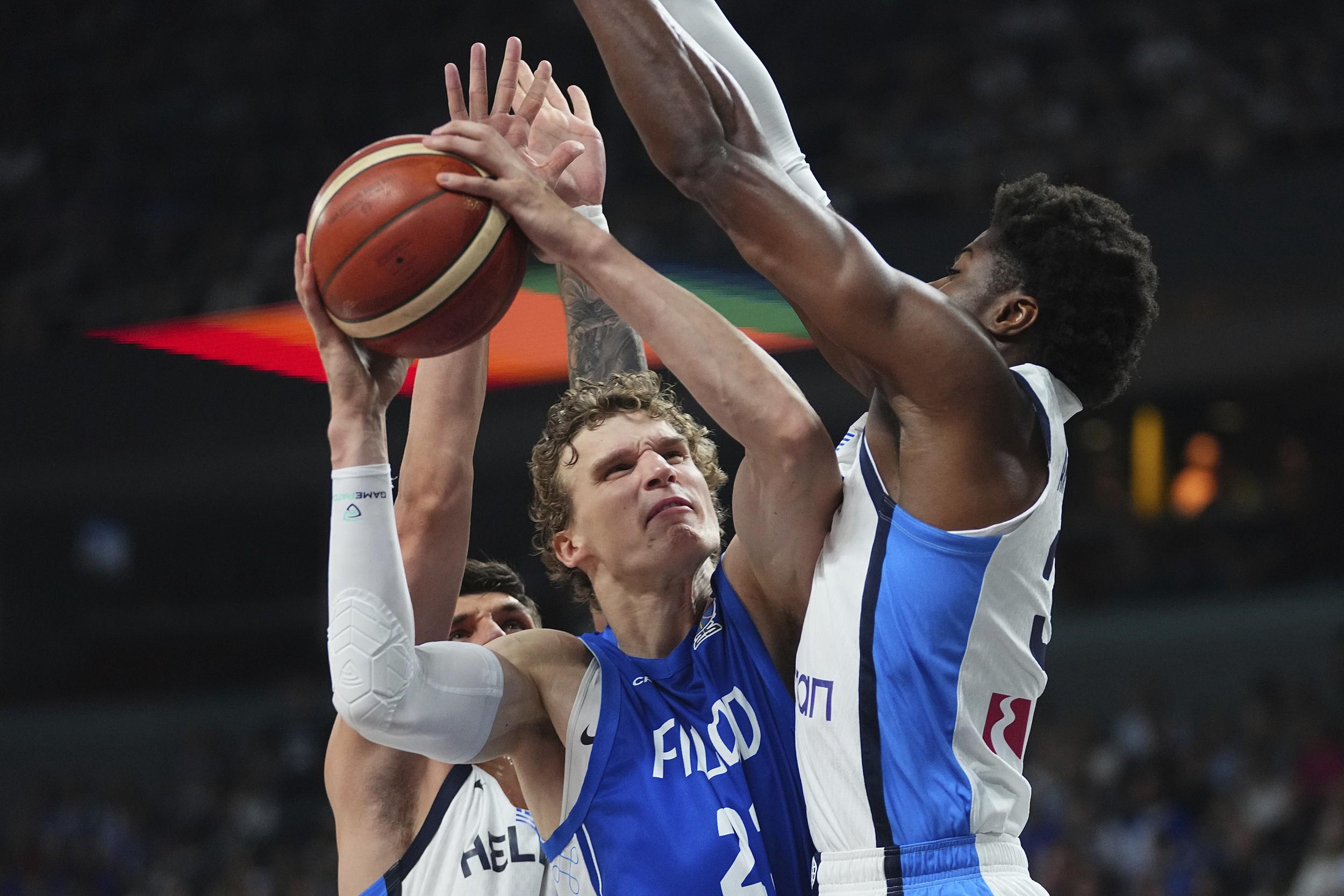 目標(biāo)是在目標(biāo)之后 Markkanen通常獲得16槍中的6分 并獲得19分和10個(gè)籃板