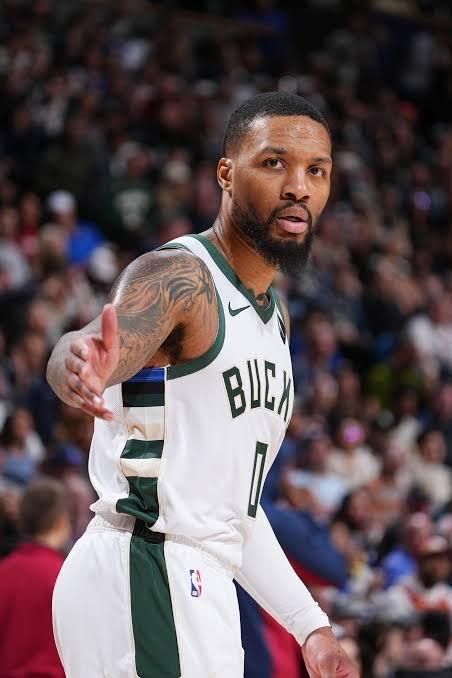 如何解釋這一點(diǎn)？ Lillard：隨著社交媒體的發(fā)展 今天的玩家更容易進(jìn)入NBA