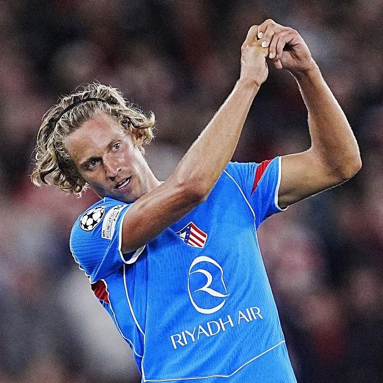 Llorente在歐洲冠軍聯(lián)賽訪問安菲爾德（Anfield）中攻入3球 僅次于本澤馬