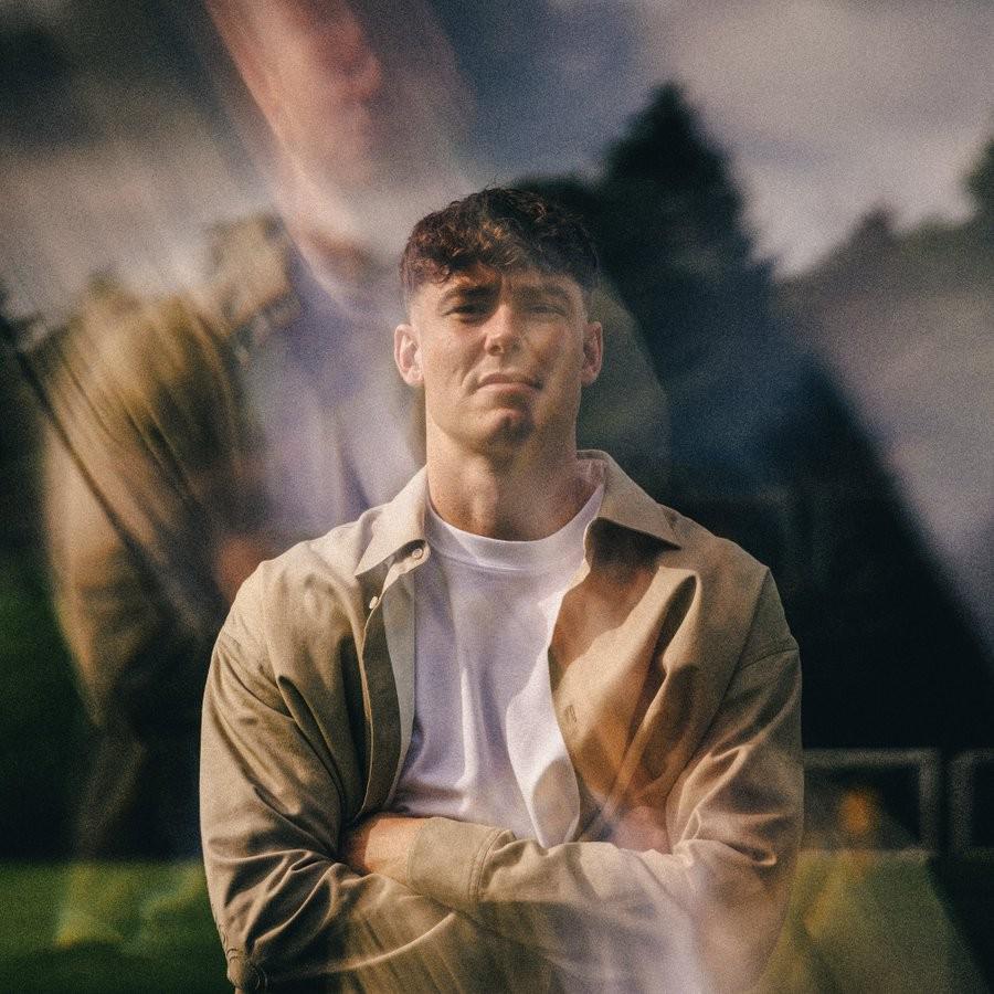 官員：狼與前鋒拉爾森5+1重新合同；紐卡斯?fàn)柕膬蓚€(gè)競(jìng)標(biāo)被今年夏天被拒絕