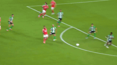cceb7352c18b698f7a2e7a858b000127.gif